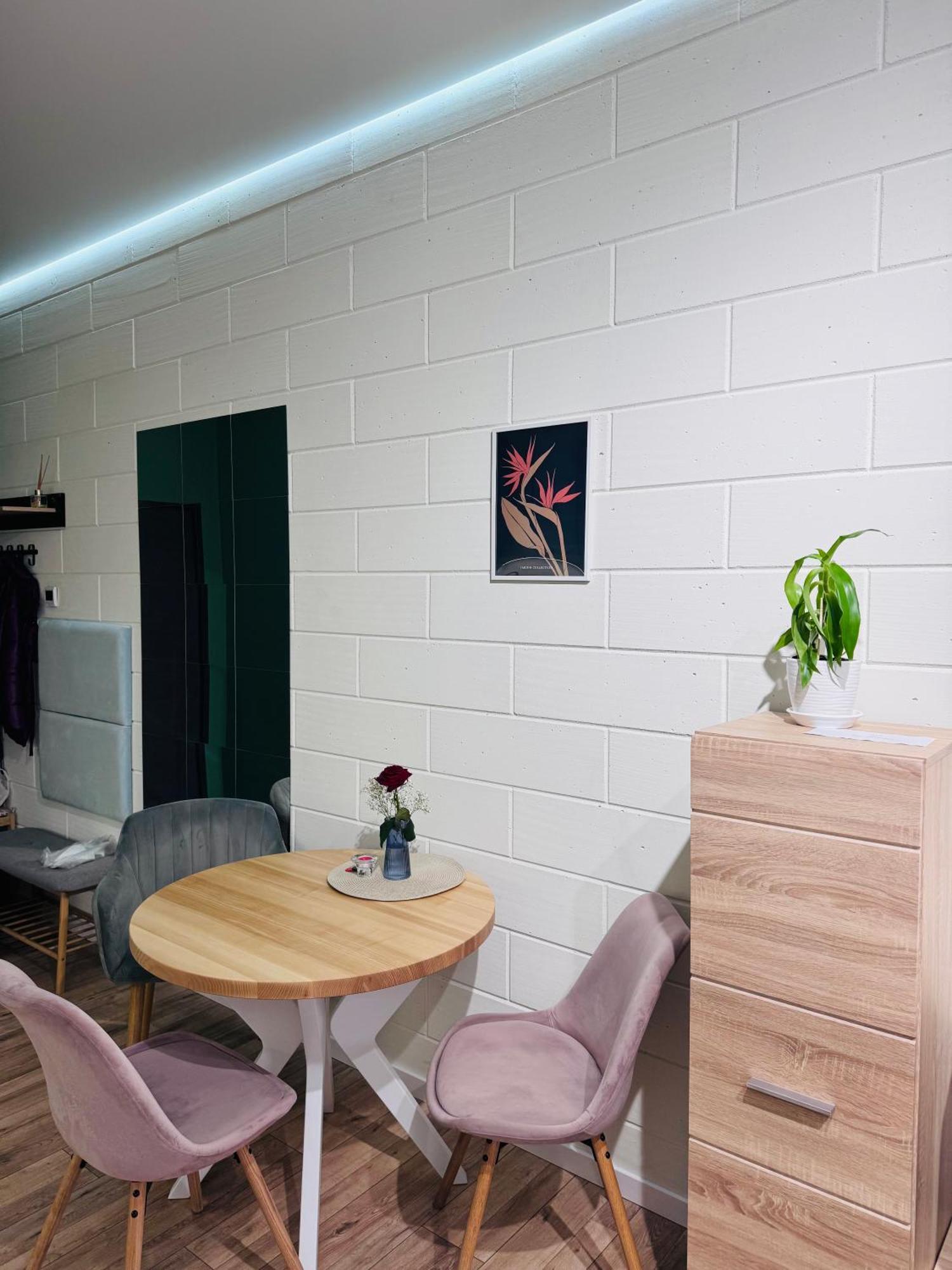 Апартаменти Dream Space Khmelʼnytsʼkyy Exteriör bild